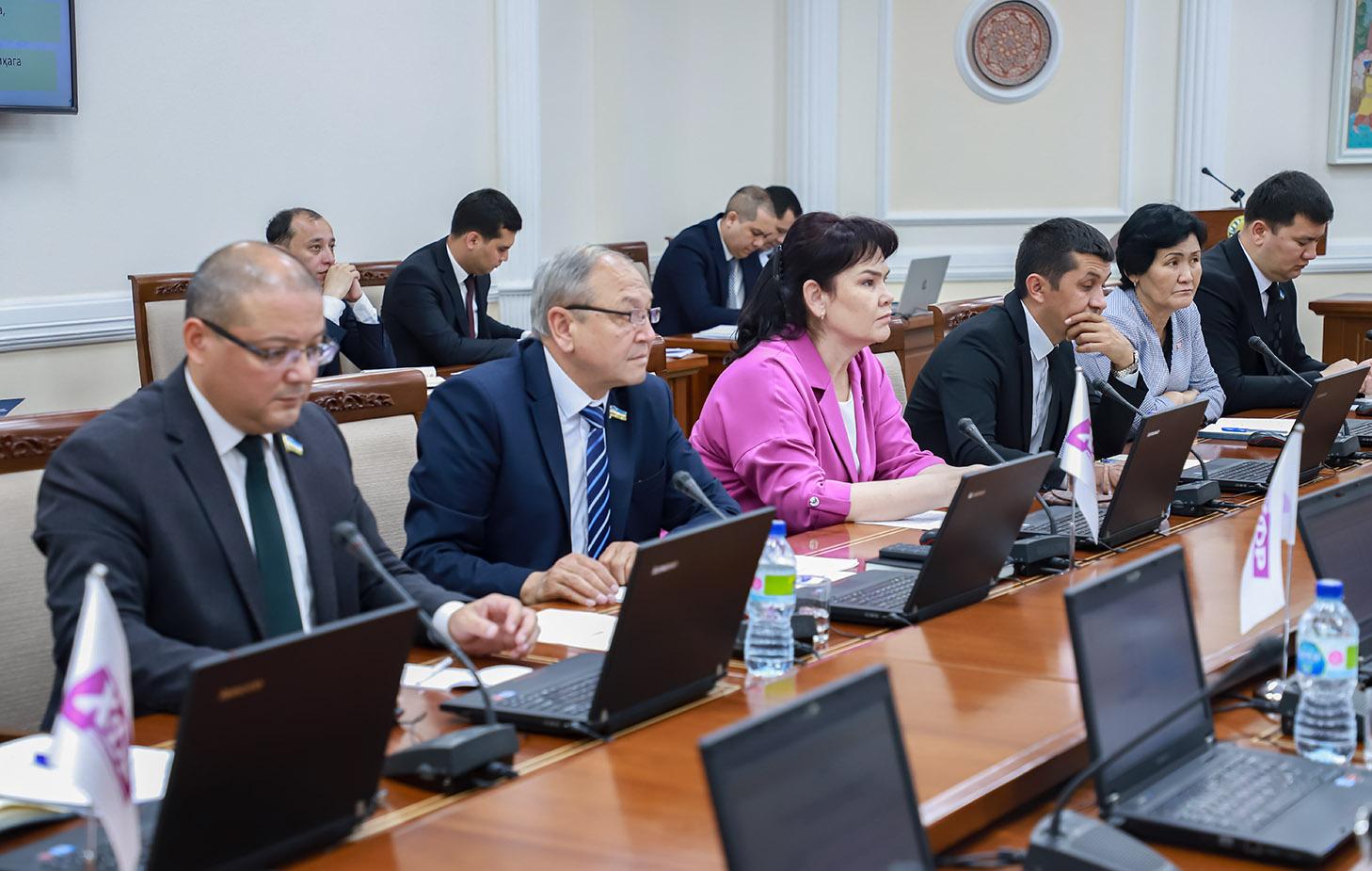 Парламентдаги мухолифатнинг кафолатланган ҳуқуқлари кенгаймоқда