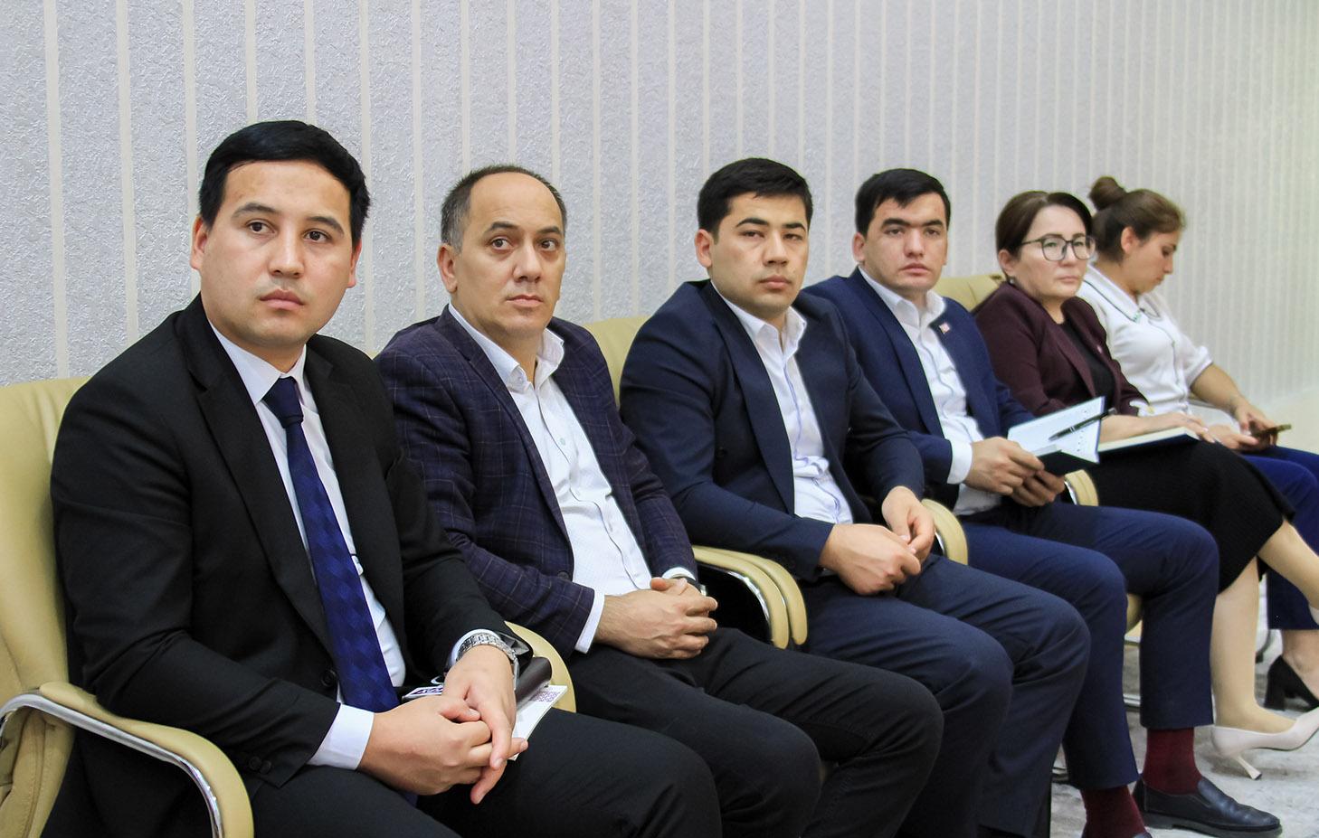 Yangi ish o‘rinlari yaratish va aholi bandligini ta’minlash holatini o‘rganish yakunlari bo‘yicha jamoatchilik eshituvi o‘tkazildi