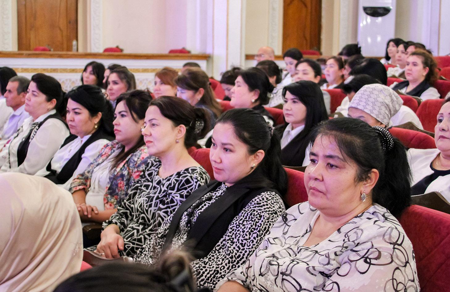 O‘qituvchi va murabbiylarga ehtirom