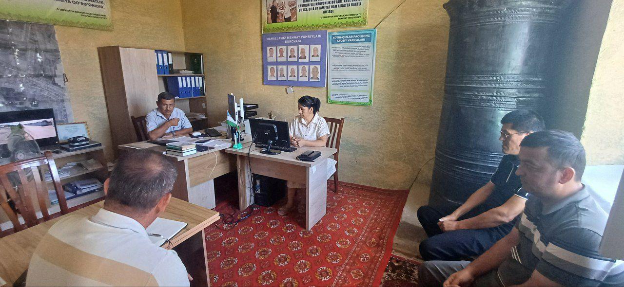 Deputat hududdagi muammolar bilan tanishdi