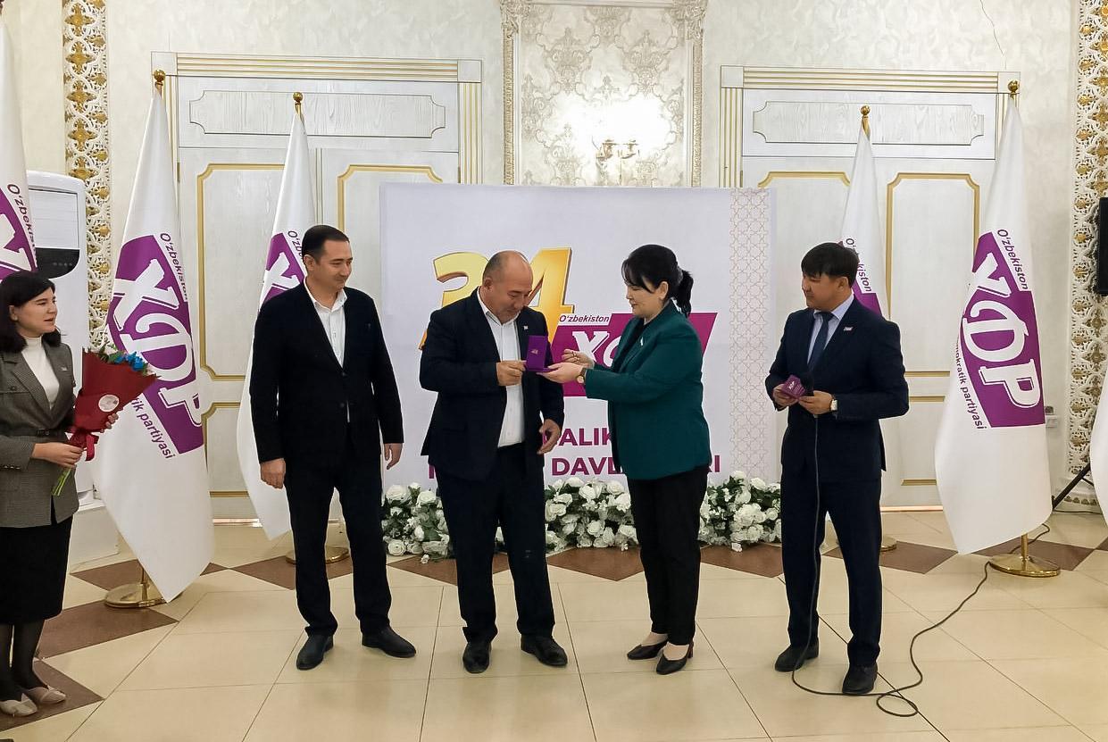 O‘zbekiston Xalq demokratik partiyasining 34 yilligi Jizzaxda bayramona nishonlandi