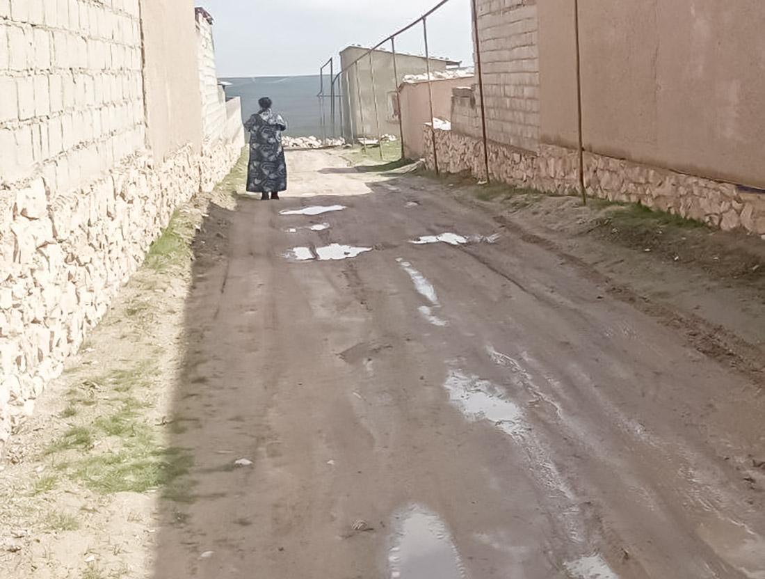 Deputatimiz tuproq yo‘llar muammosiga yechim izlamoqda