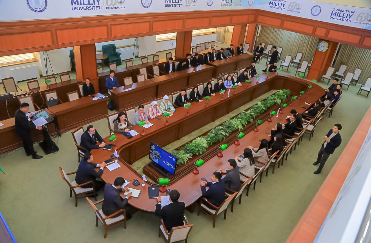 A round table on the topic “Corruption – a threat to the future” was held.