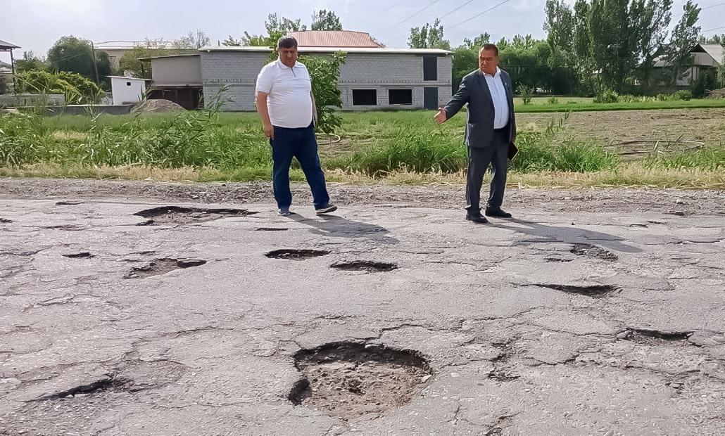 Mahalla ichki yo‘llari holati deputat tomonidan o‘rganildi