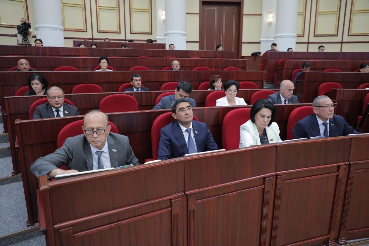 Xalq uchun xizmat qiladigan qonunlar