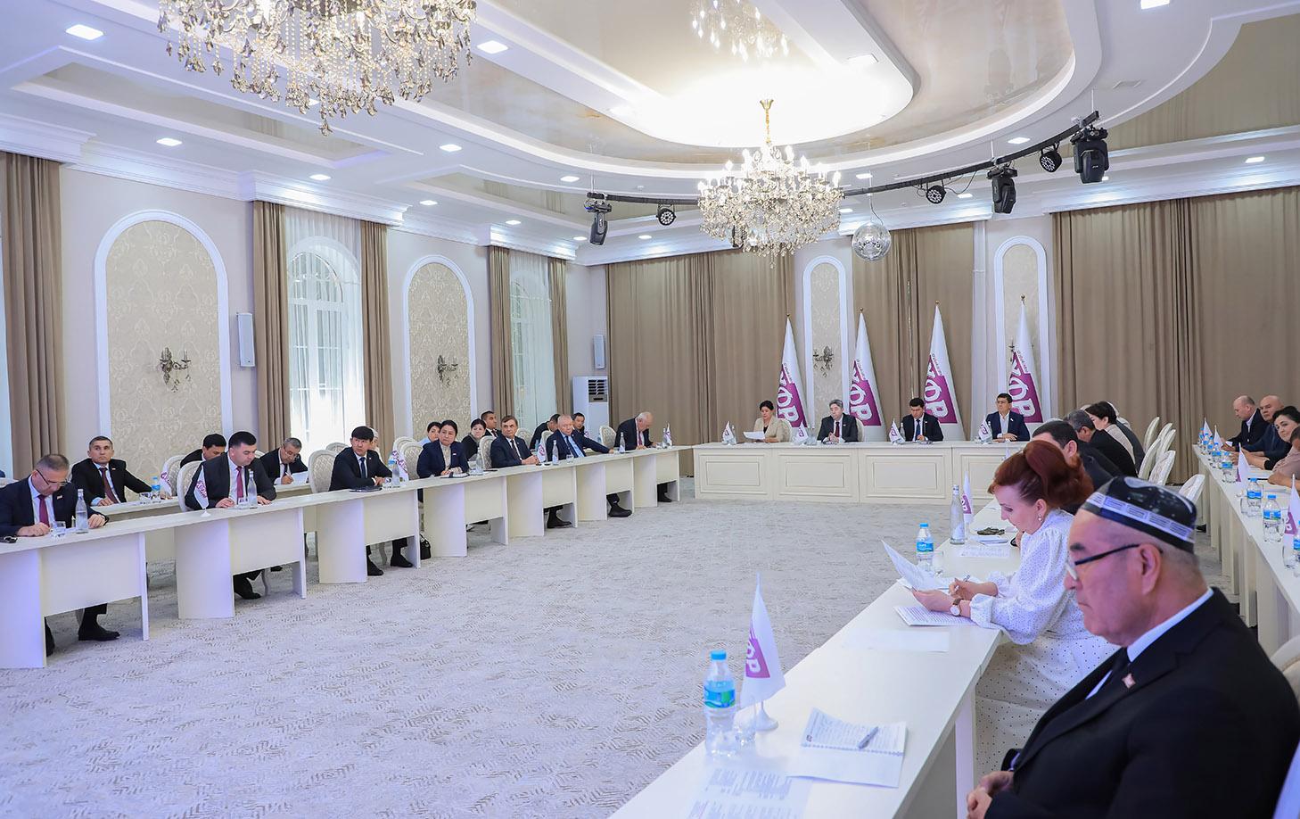 Respublika seminarida aholi murojaatlarini hal etishning samarali mexanizmlari muhokama qilindi