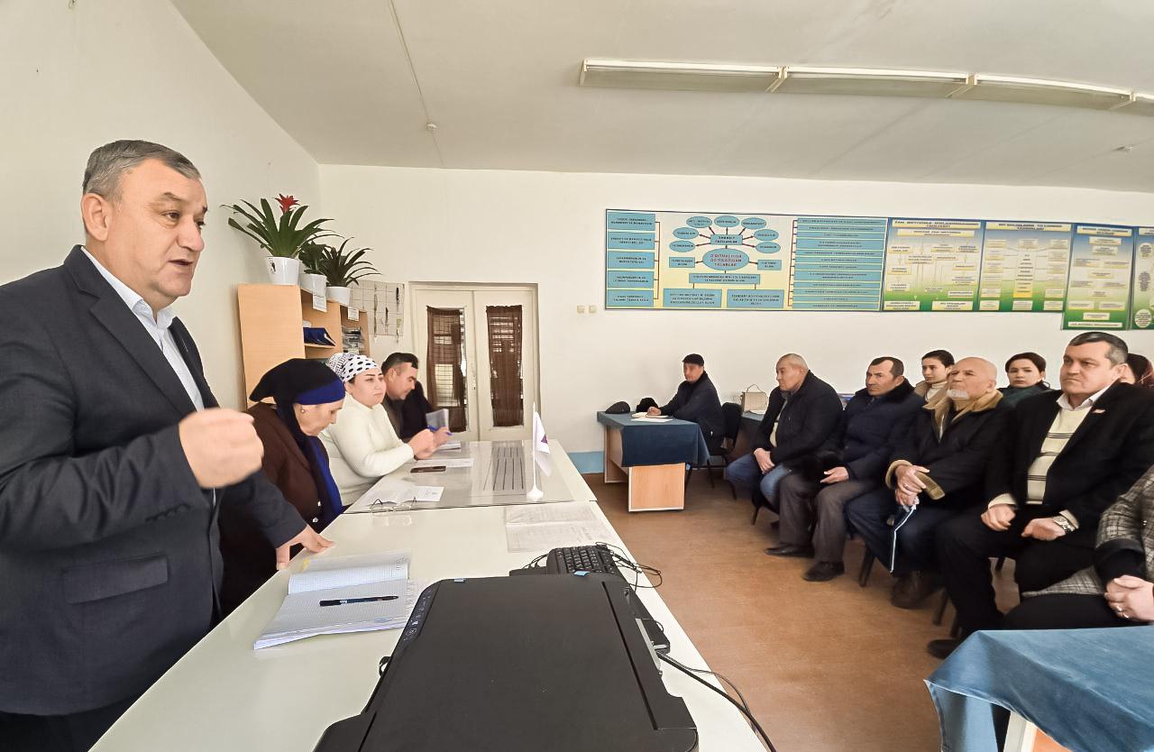 18-maktabga oshxona va faollar zali qurib beriladimi?