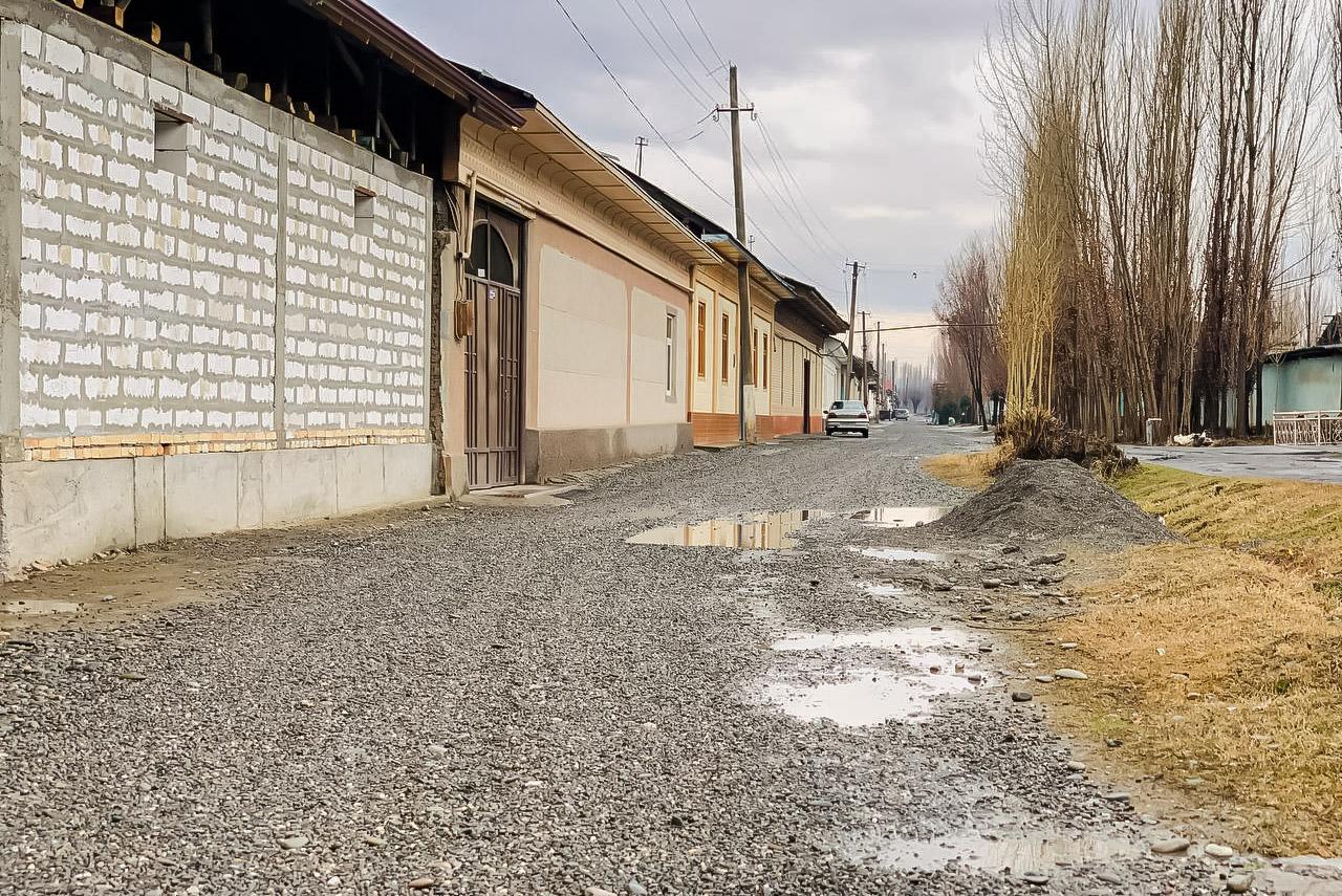 Deputat aholi murojaatlarini joyida o‘rganib, muammolarga yechim topishga kirishdi