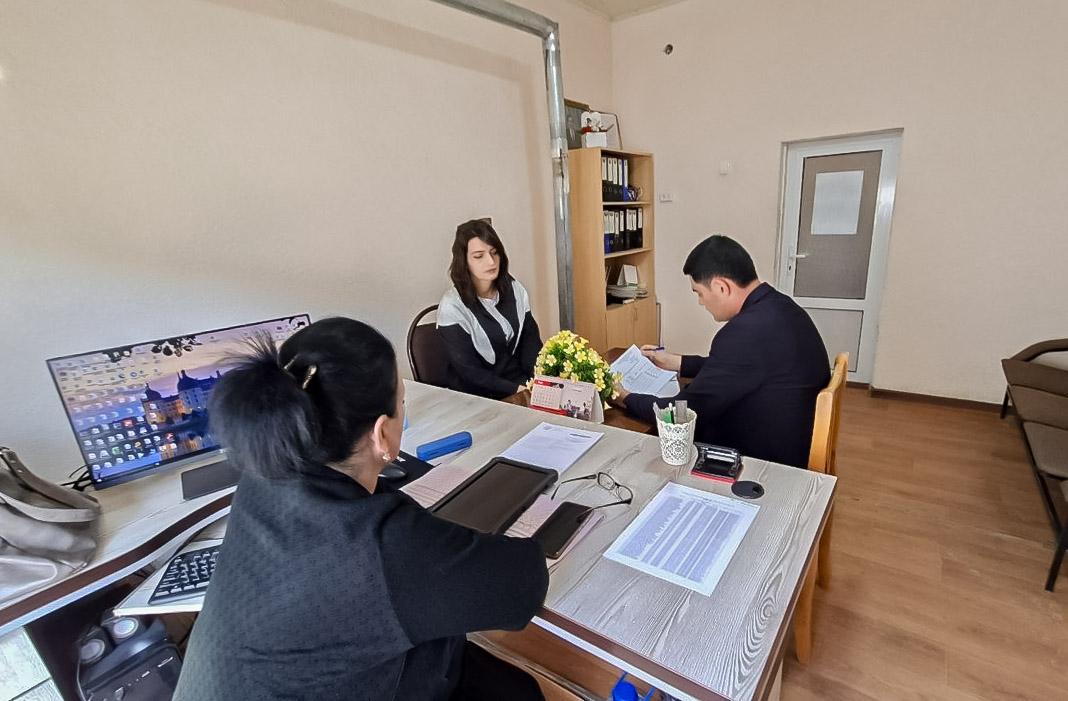 Хотин-қизлар бандлиги ўрганилди