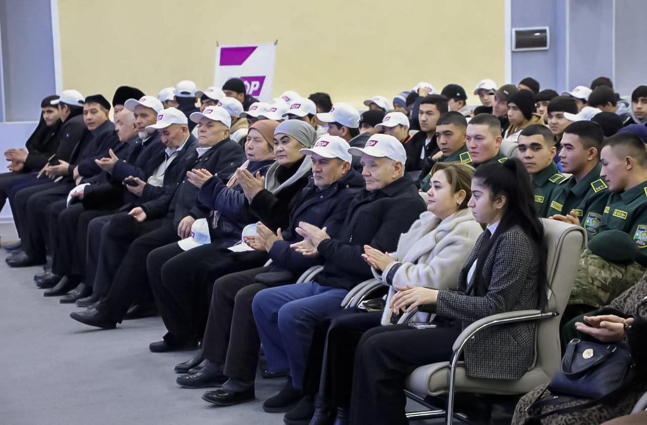 Sirdaryoda kambag‘allik va bandlik masalalari muhokama qilindi