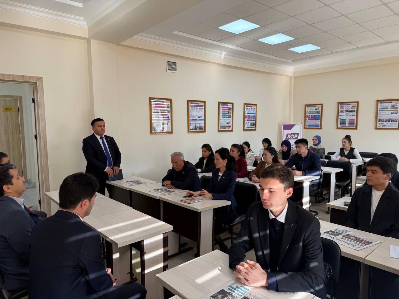 Sharqshunoslik universitetida Oʻzbekiston Xalq demokratik partiyasining maxsus xonasi ochildi